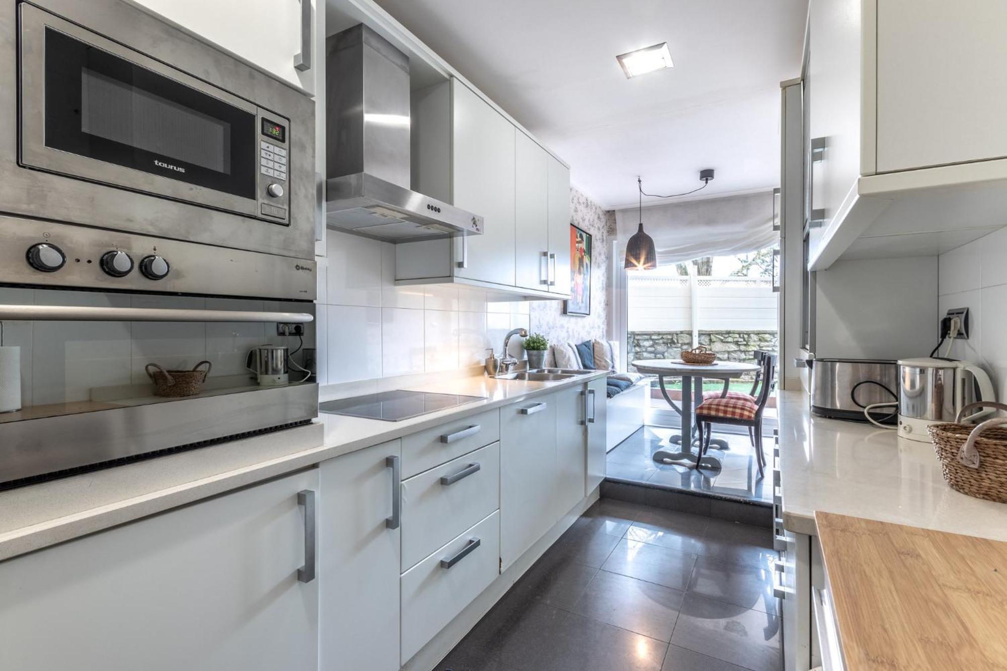 Arkotxa Apartment By People Rentals Getxo Bagian luar foto
