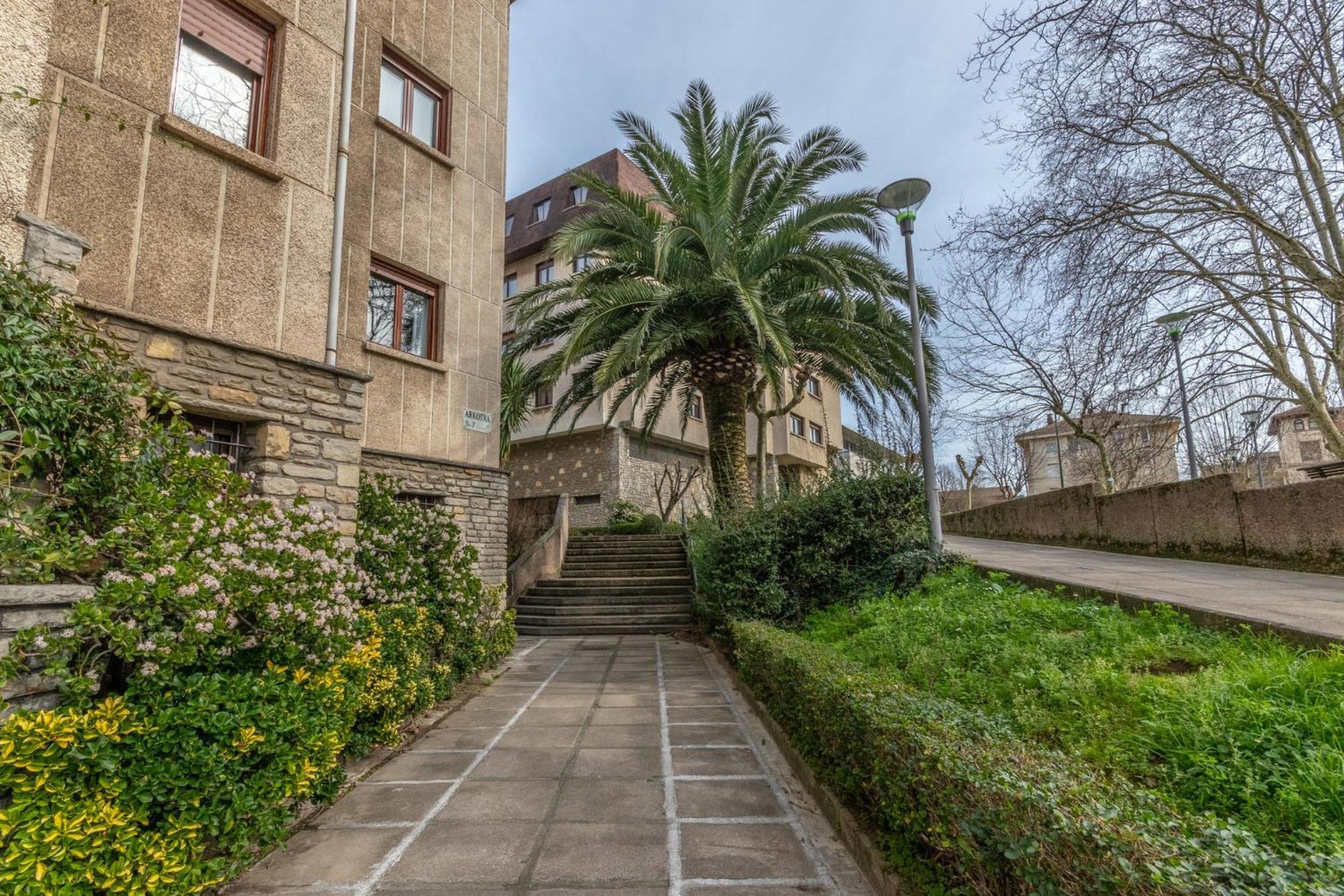 Arkotxa Apartment By People Rentals Getxo Bagian luar foto